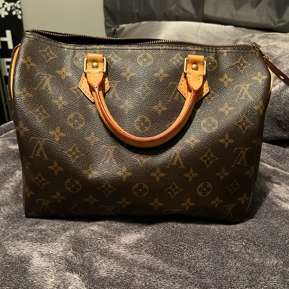 Louis Vuitton Speedy 30
